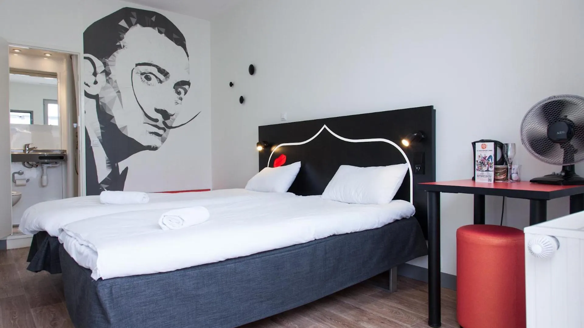 St Christopher'S Budget Hotel Paris - Gare Du Nord