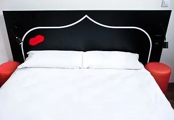 St Christopher'S Budget Hotel Paris - Gare Du Nord 3*,  France